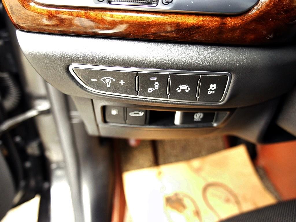 Genesis EQ900 2016 Negro - Importación desde Corea - HF Imports Iquique - Foto 13