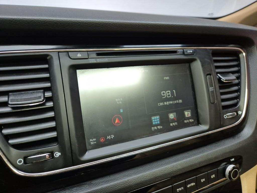 KIA Carnival 2018 Negro - Importación desde Corea - HF Imports Iquique - Foto 13