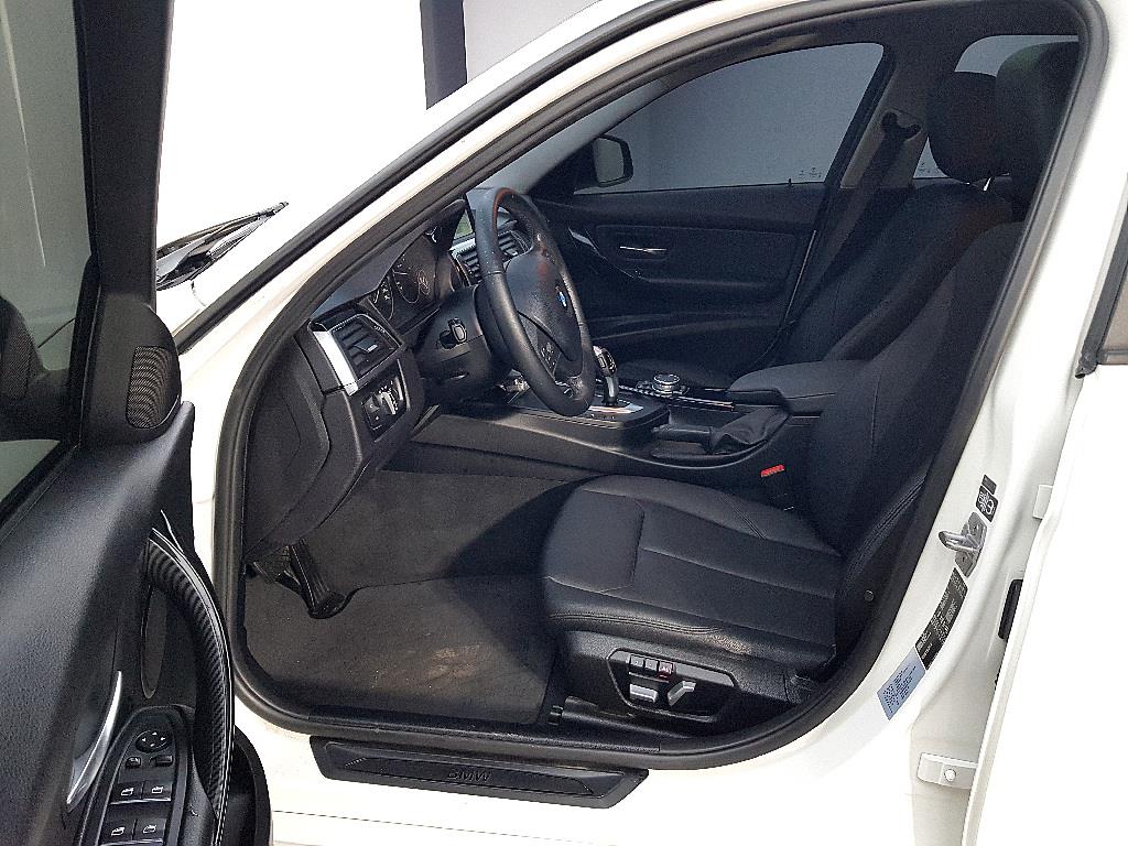 BMW 3 series - Vista 8