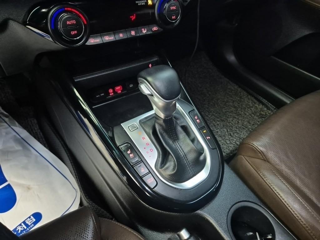 KIA K3 2019 Gris - Importación desde Corea - HF Imports Iquique - Foto 14