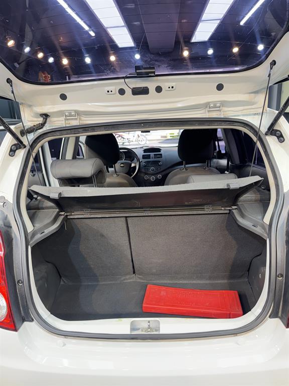 Chevrolet Spark - Vista 8