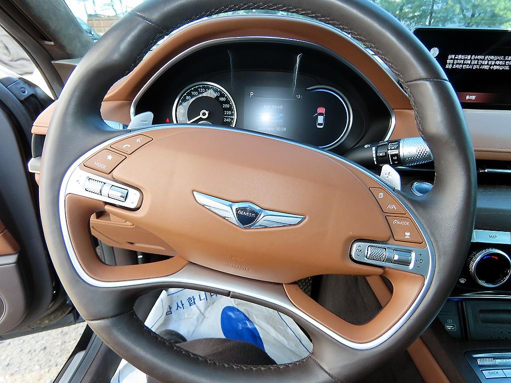 Genesis G80 - Vista 8