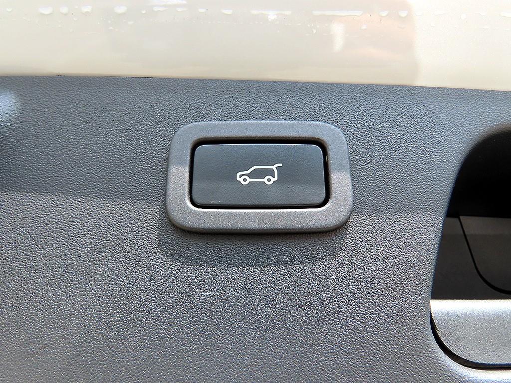 Jaguar E-PACE 2018 Blanco - Importación desde Corea - HF Imports Iquique - Foto 15