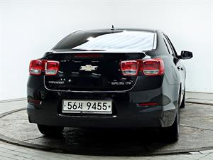 Chevrolet Malibu - Vista 6