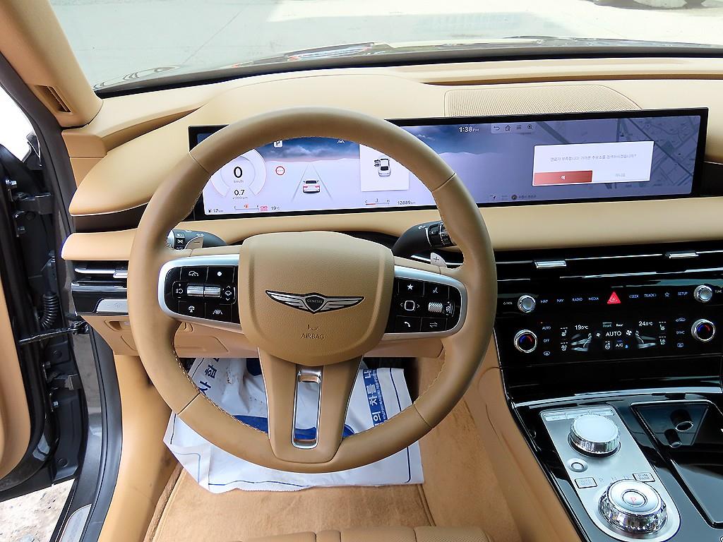 Genesis G80 - Vista 8