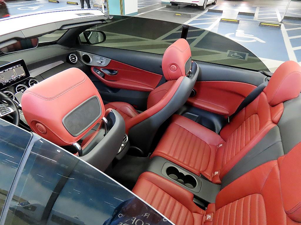 Mercedes Benz C Class - Vista 9