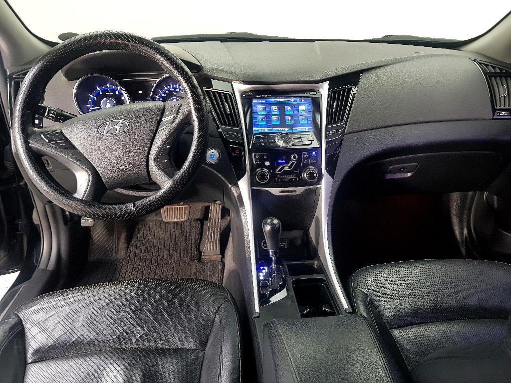 HYUNDAI Sonata - Vista 5