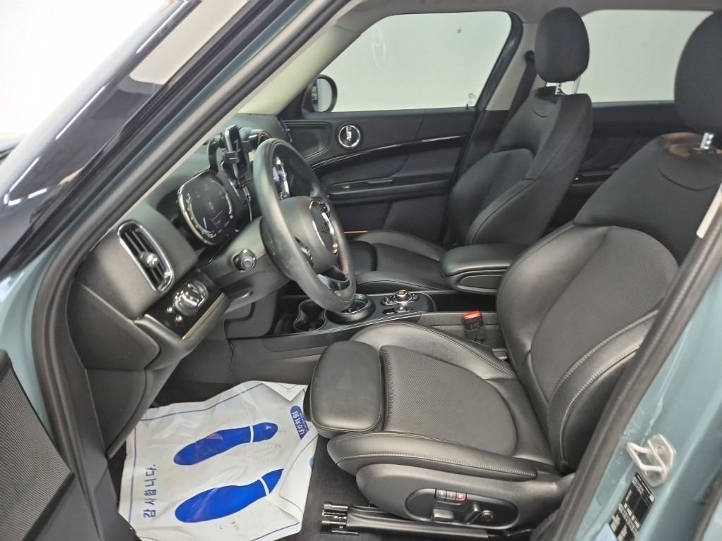 Mini Countryman - Vista 11