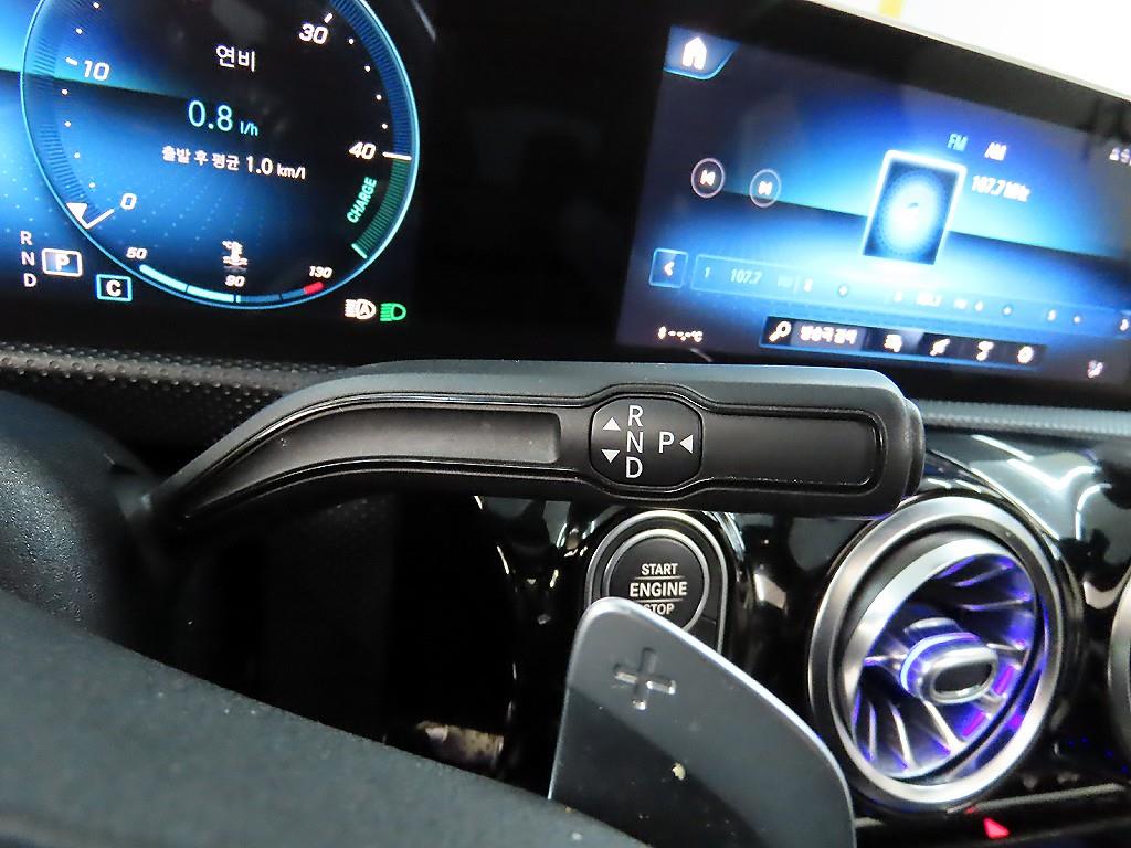 Mercedes Benz CLA Class - Vista 10