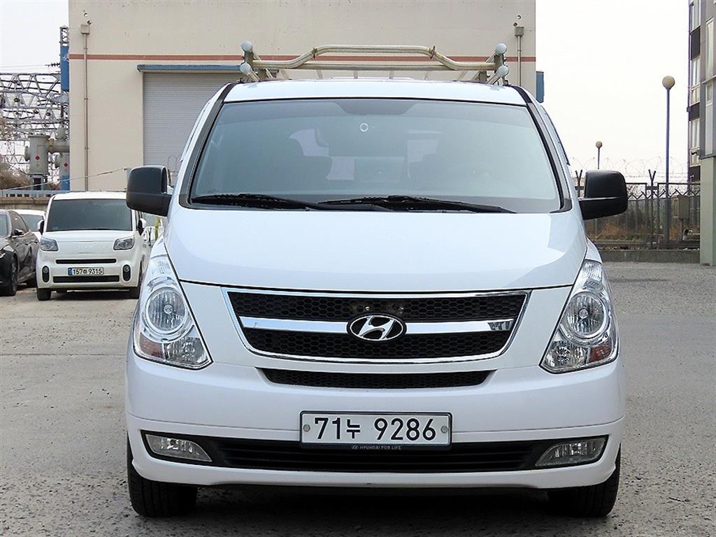 HYUNDAI Starex 2015 Blanco - Importación desde Corea - HF Imports Iquique - Foto 1