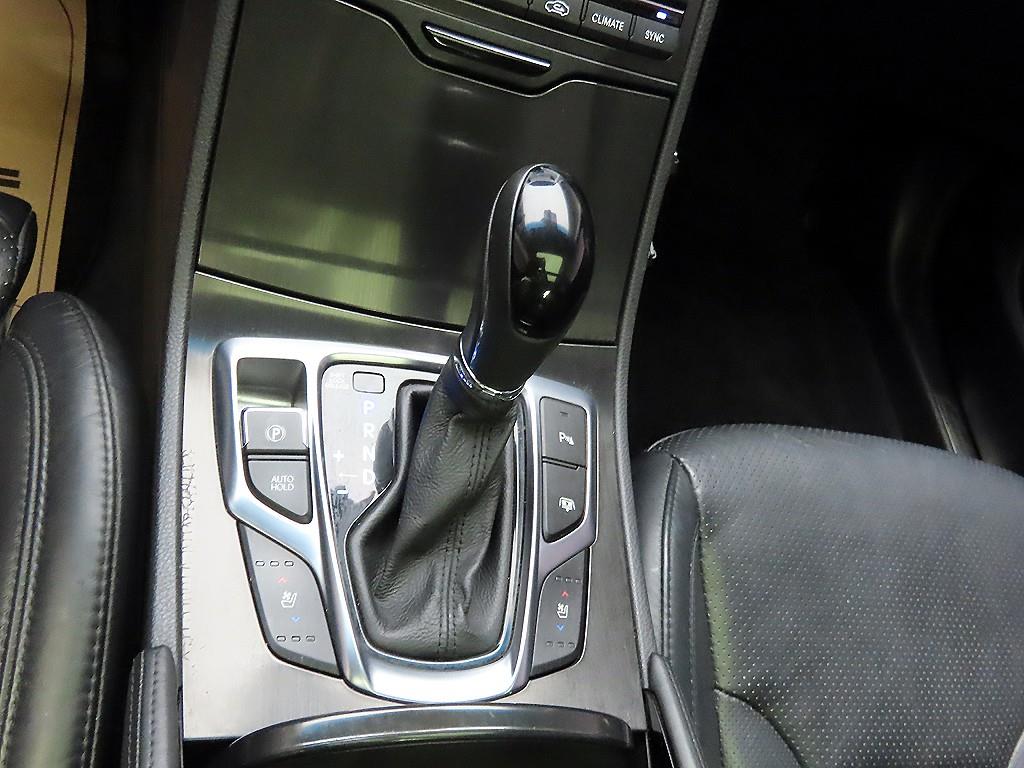 HYUNDAI Grandeur - Vista 10