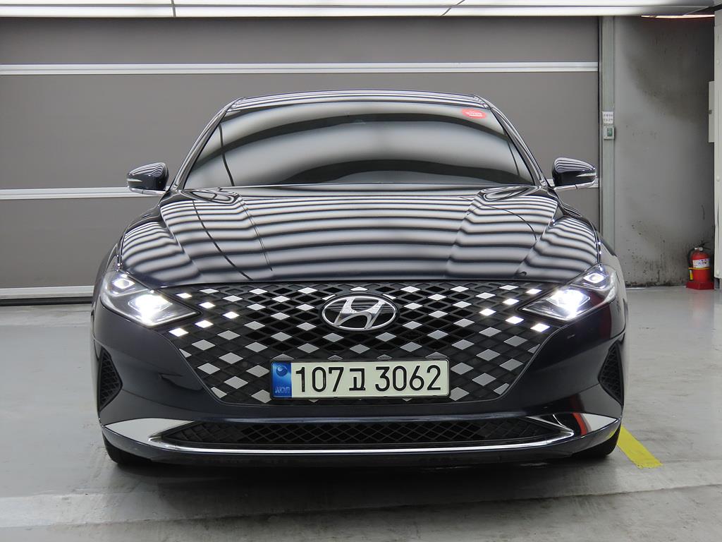 HYUNDAI Grandeur - Vista 2