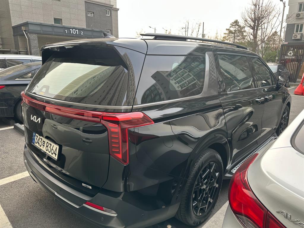 KIA Carnival - Vista 5