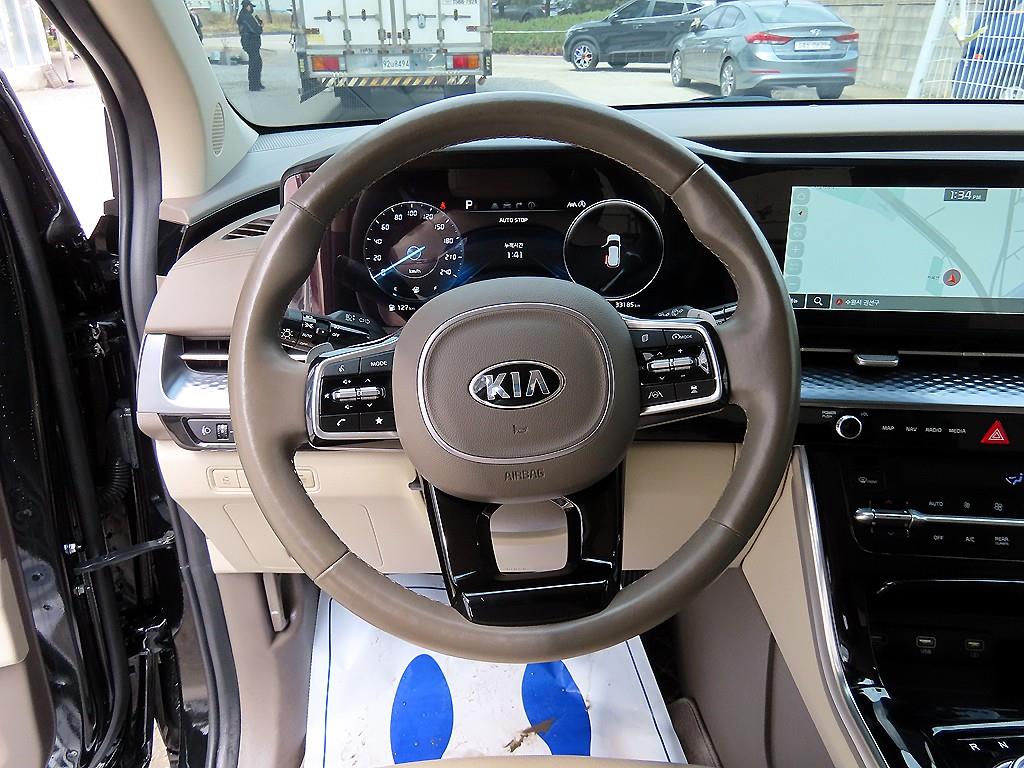 KIA Carnival - Vista 9