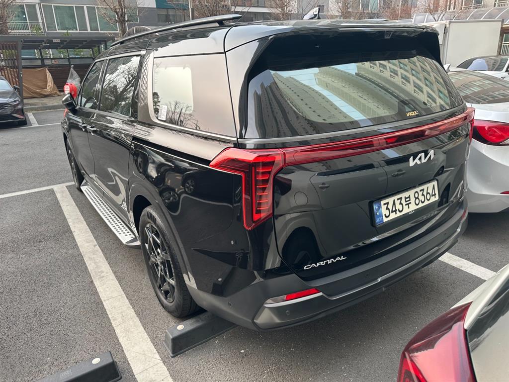 KIA Carnival - Vista 2