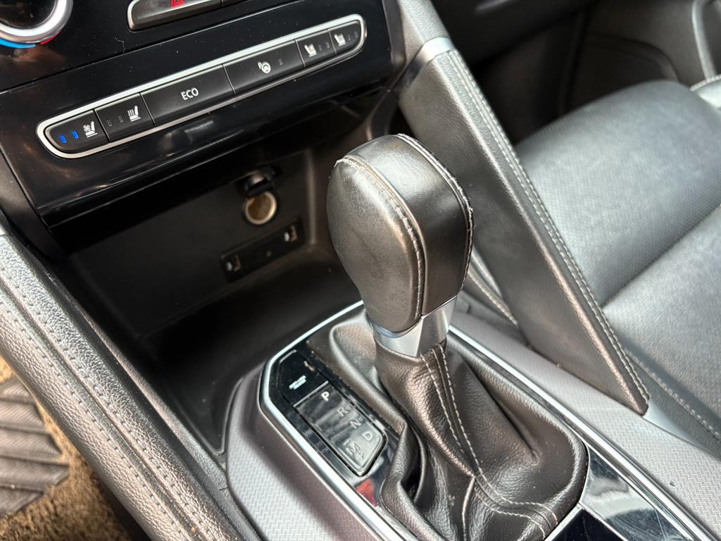 SAMSUNG QM6 - Vista 9