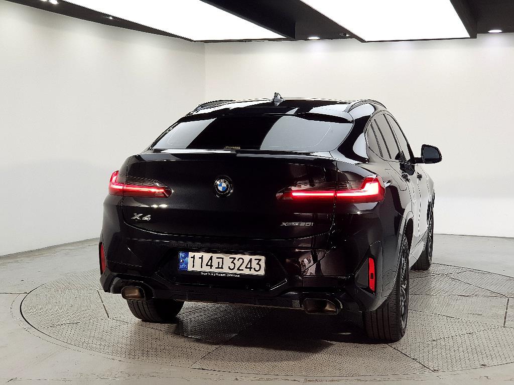 BMW X4 - Vista 3
