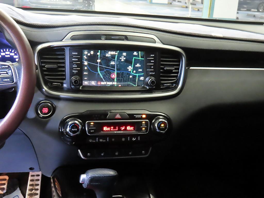 KIA Sorento - Vista 11