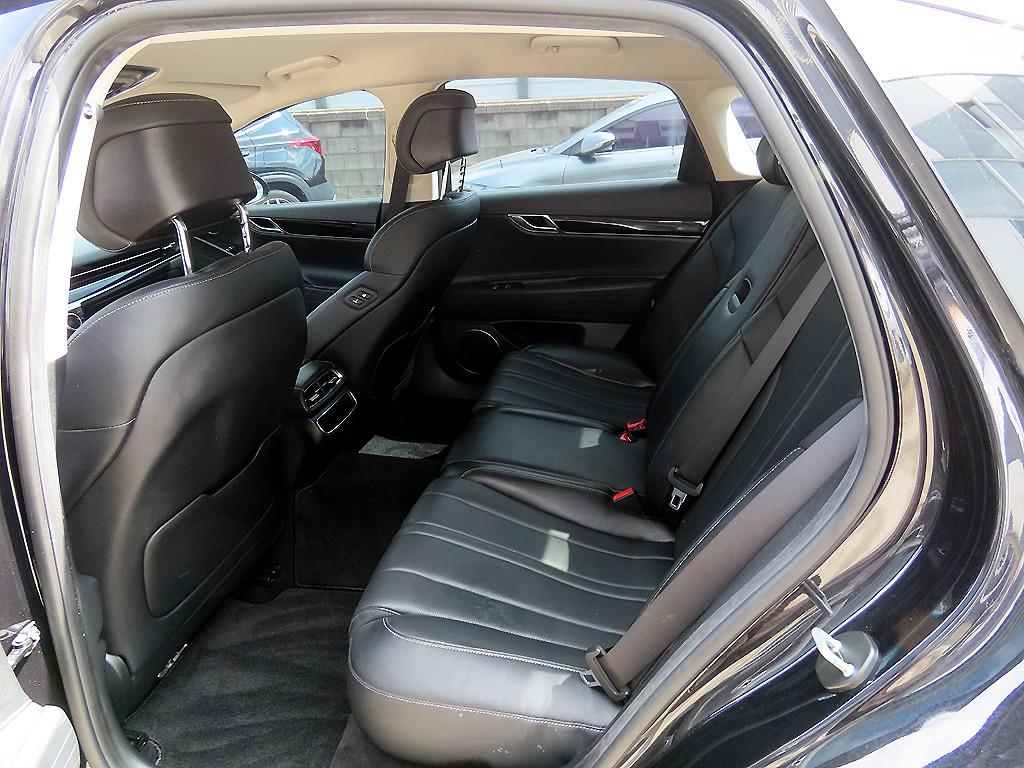 Genesis G80 - Vista 6