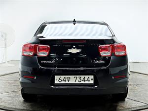 Chevrolet Malibu - Vista 6