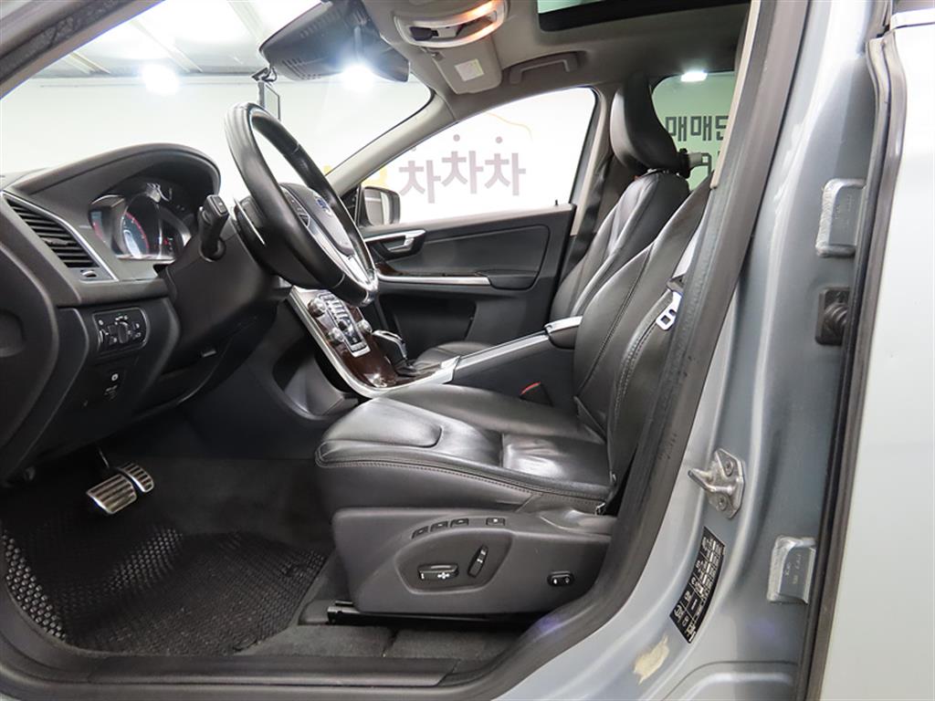 Volvo XC60 - Vista 5