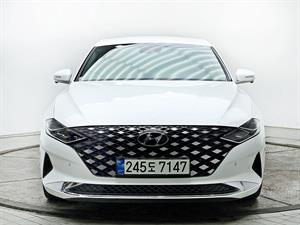 HYUNDAI Grandeur - Vista 2