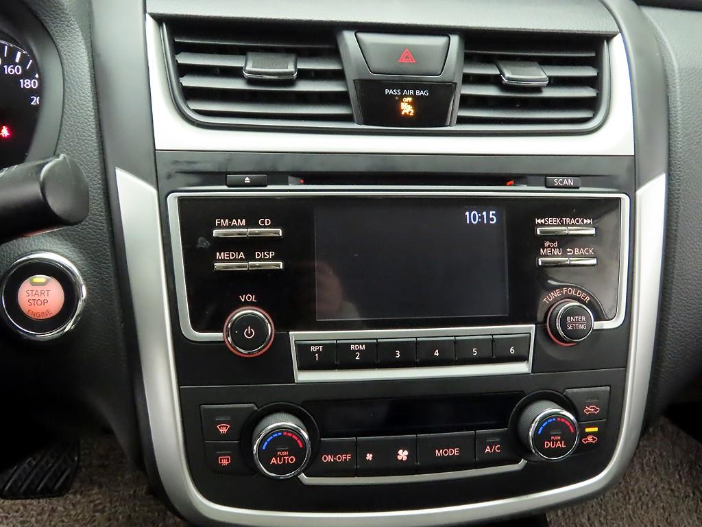 Nissan Altima - Vista 9