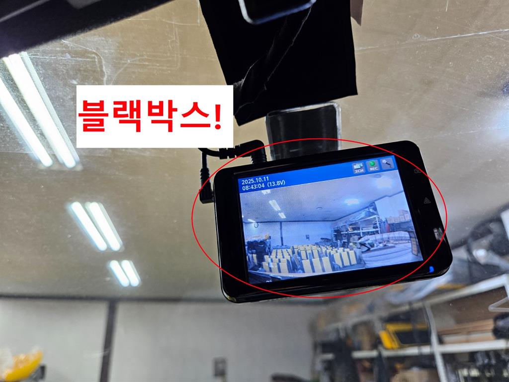 HYUNDAI Starex 2019 Amarillo - Importación desde Corea - HF Imports Iquique - Foto 13