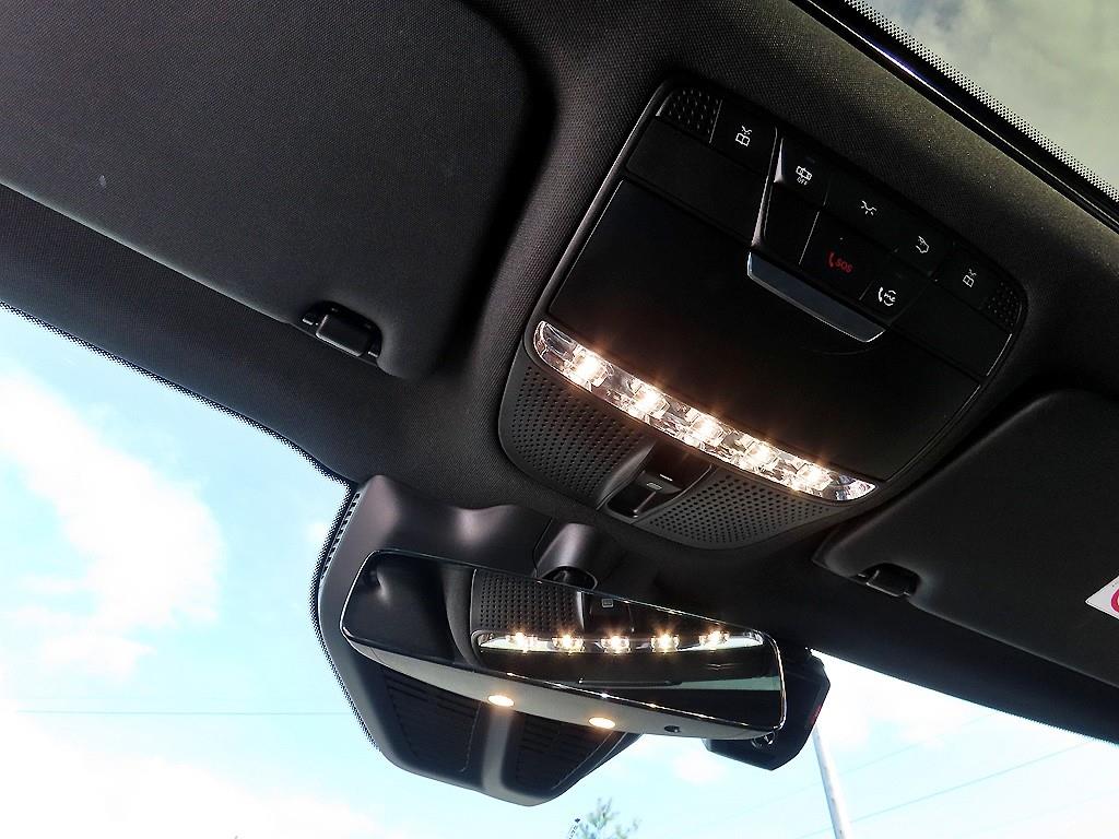 Mercedes Benz GLC Class 2021 Blanco - Importación desde Corea - HF Imports Iquique - Foto 14