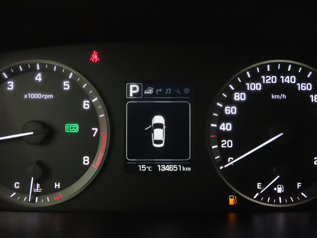 HYUNDAI Sonata - Vista 9