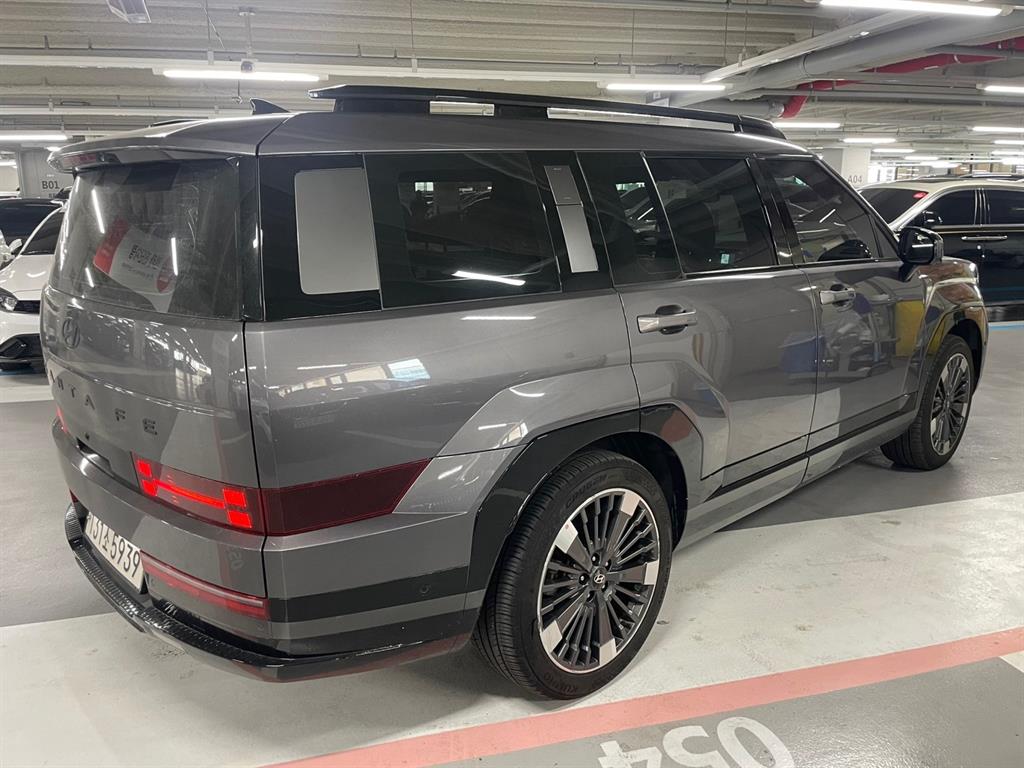 HYUNDAI Santa Fe - Vista 5