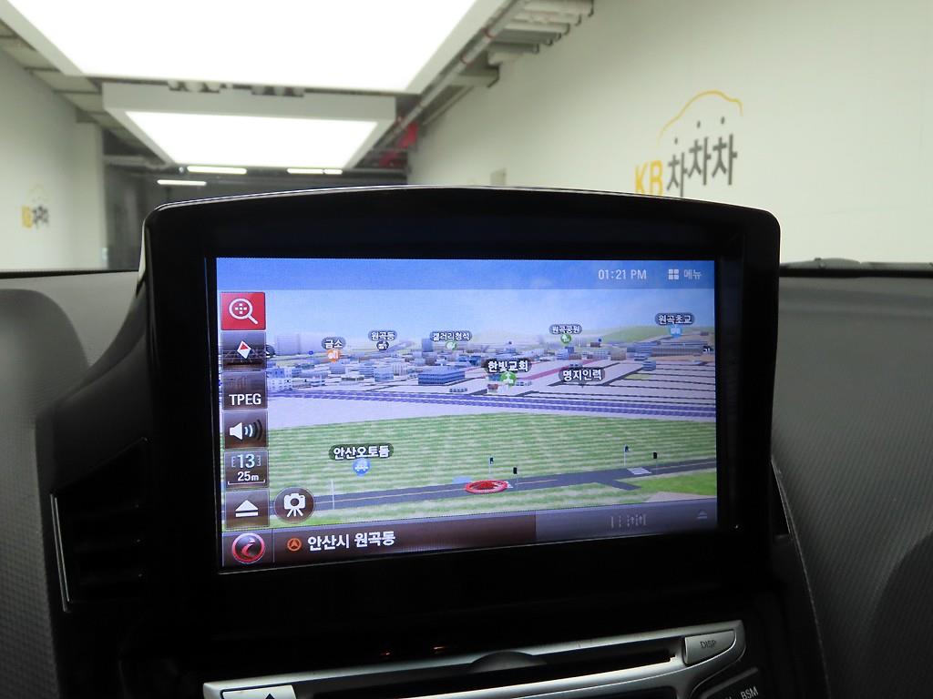 HYUNDAI Accent - Vista 8