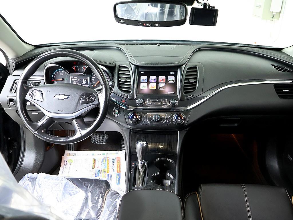 Chevrolet Impala - Vista 9