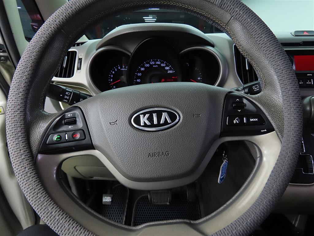 KIA Ray - Vista 8