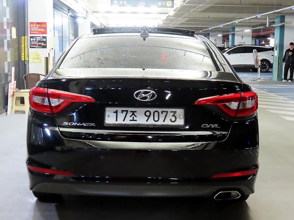HYUNDAI Sonata - Vista 5