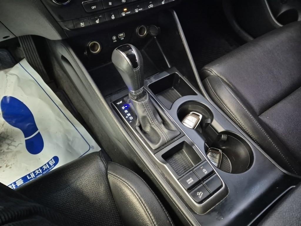 HYUNDAI Tucson - Vista 8