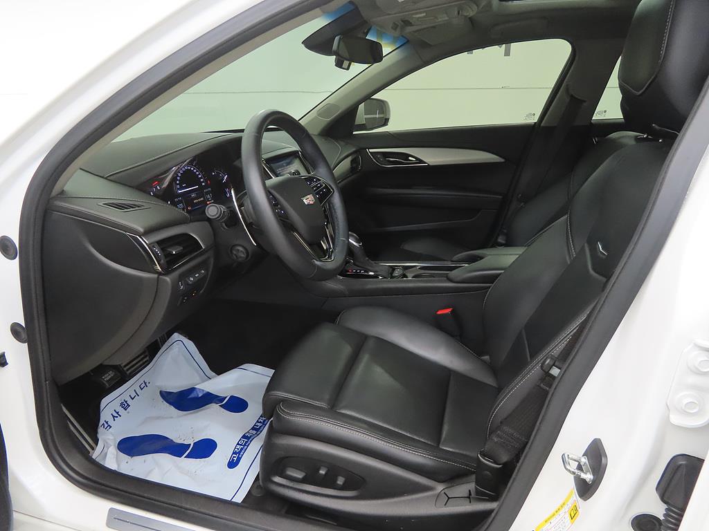 Cadillac ATS - Vista 5