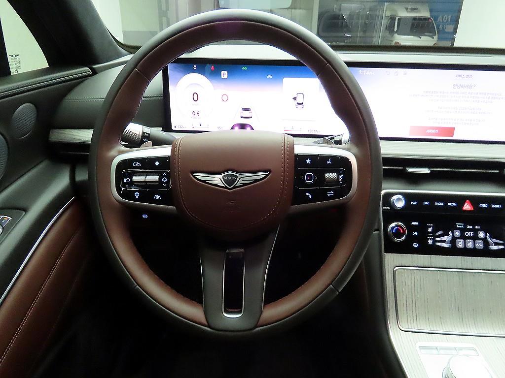 Genesis GV80 - Vista 7