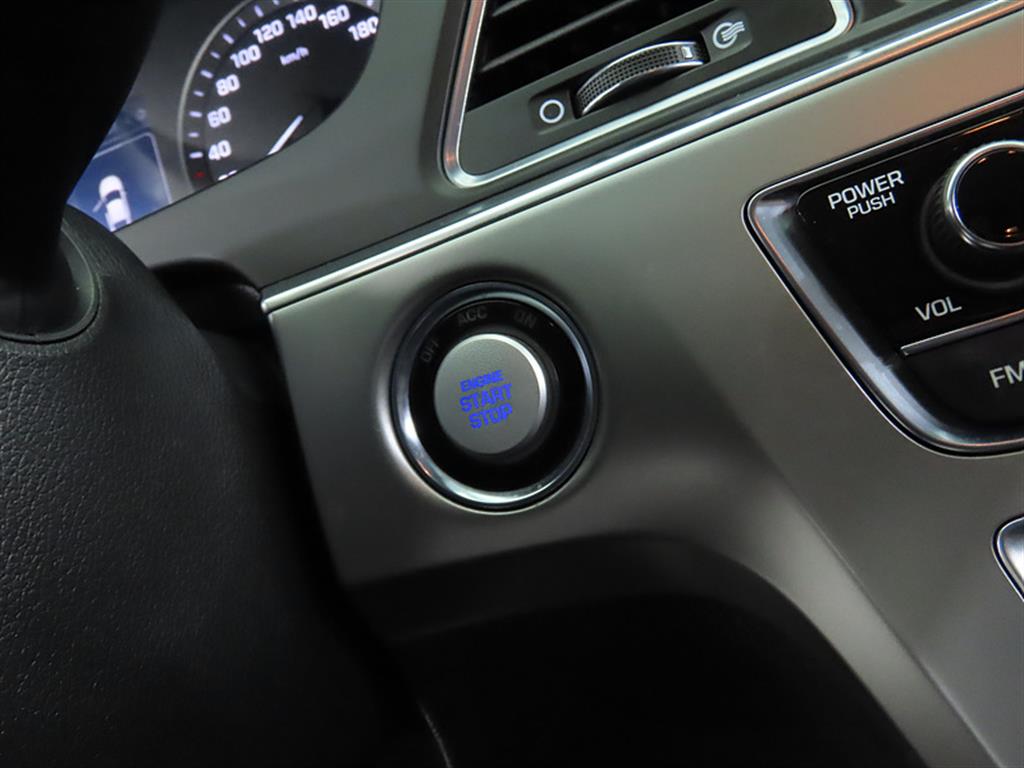 HYUNDAI Sonata - Vista 10