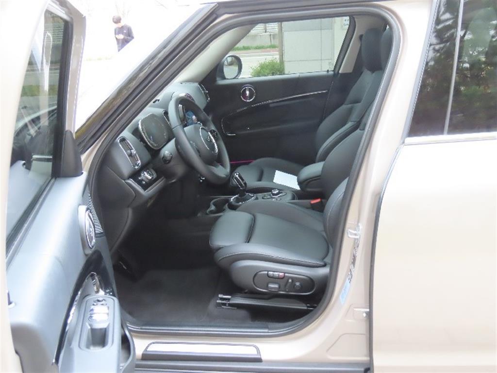 Mini Countryman 2023 Plateado - Importación desde Corea - HF Imports Iquique - Foto 13