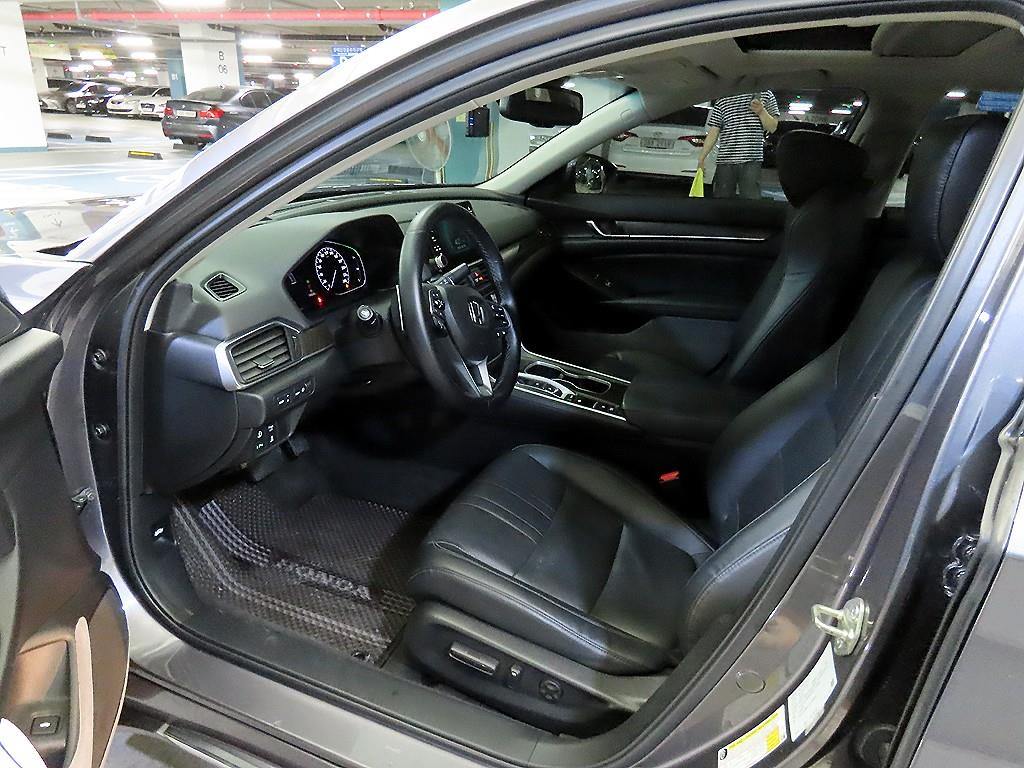 Honda Accord - Vista 6