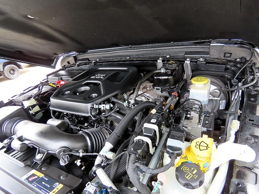 Jeep Wrangler 2021 Negro - Importación desde Corea - HF Imports Iquique - Foto 19