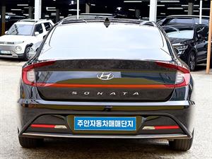 HYUNDAI Sonata - Vista 4