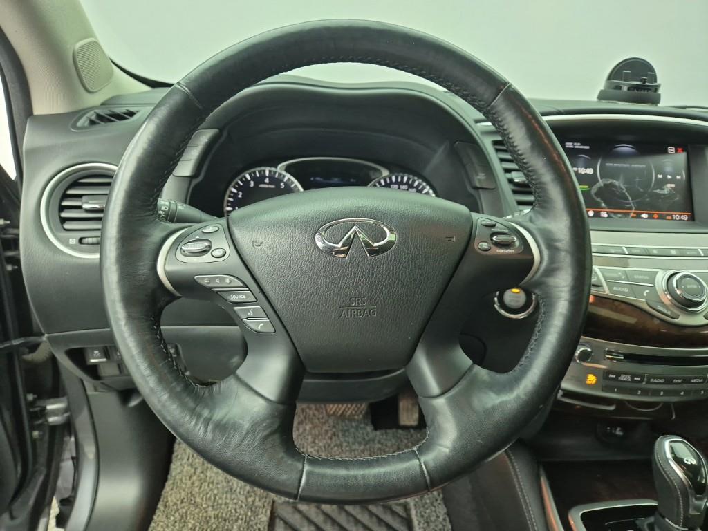 Infiniti QX - Vista 9