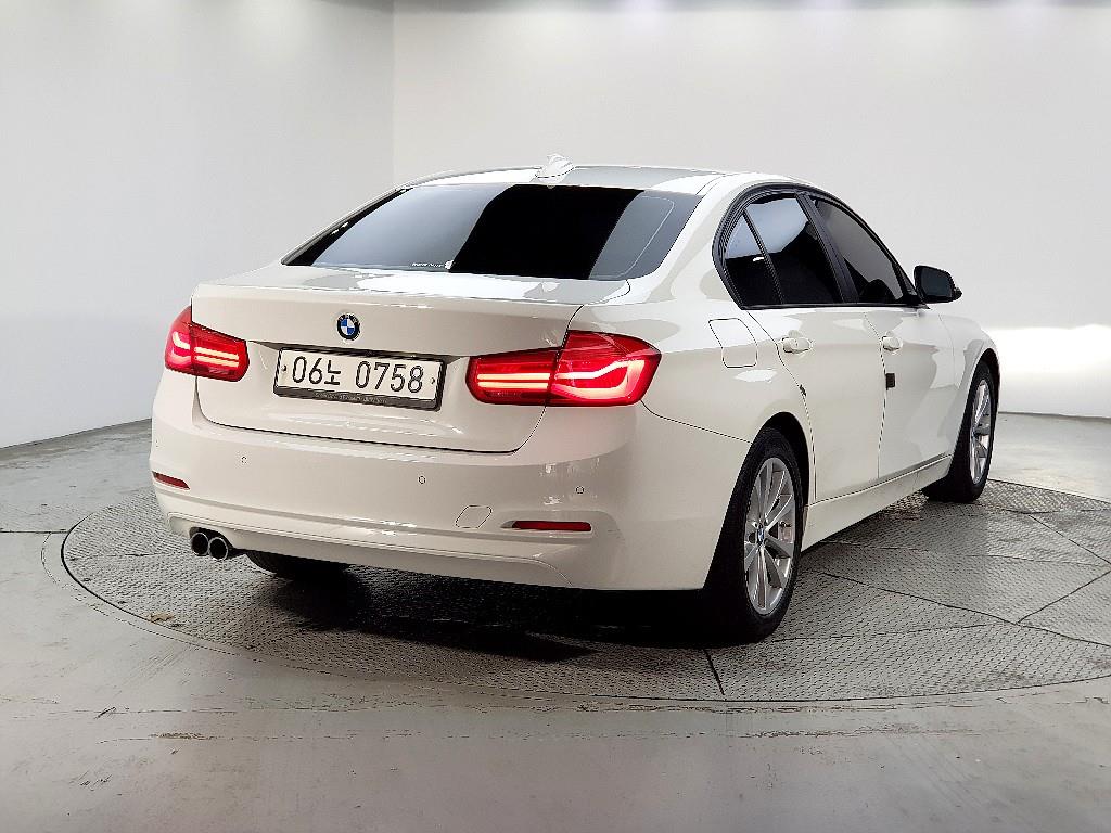 BMW 3 series - Vista 4