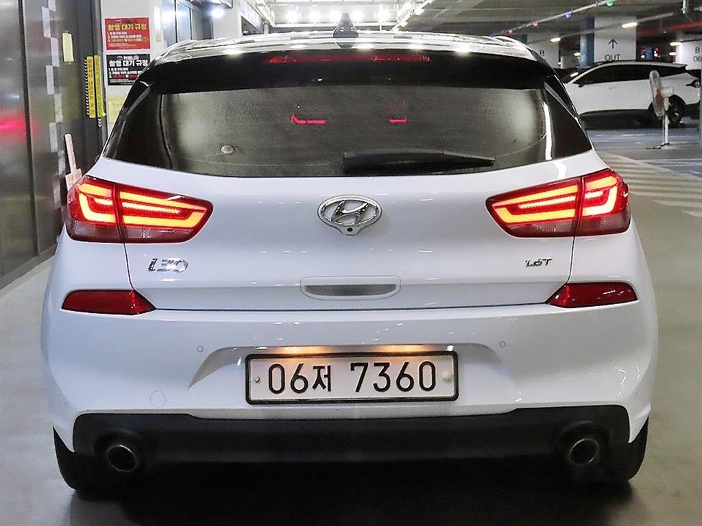 HYUNDAI i30 - Vista 5
