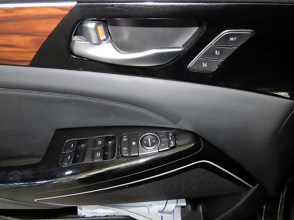 KIA K7 2017 Negro - Importación desde Corea - HF Imports Iquique - Foto 13