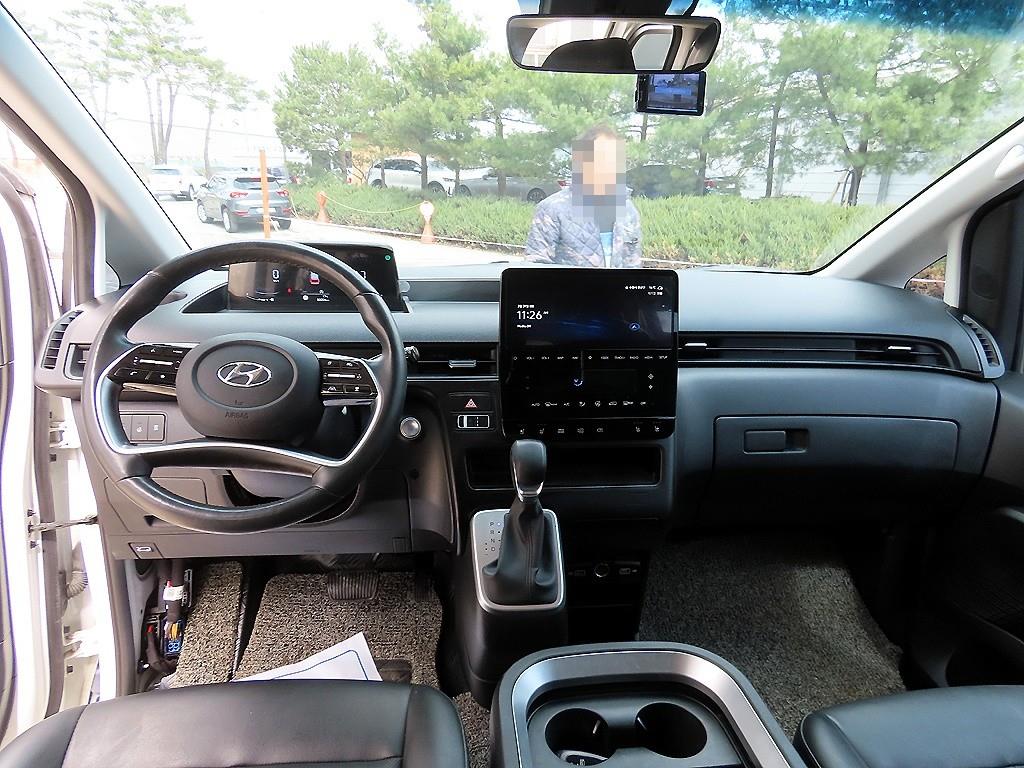 HYUNDAI Staria - Vista 7