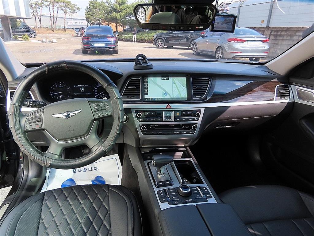 Genesis G80 - Vista 7