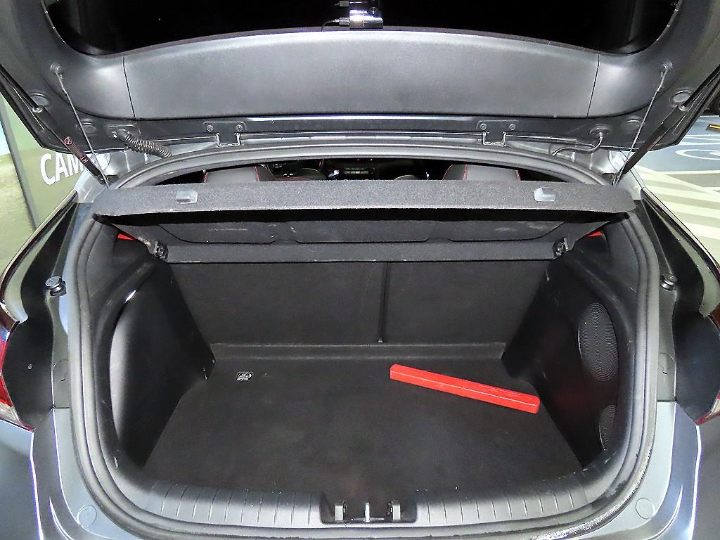 HYUNDAI Veloster 2019 Gris - Importación desde Corea - HF Imports Iquique - Foto 18